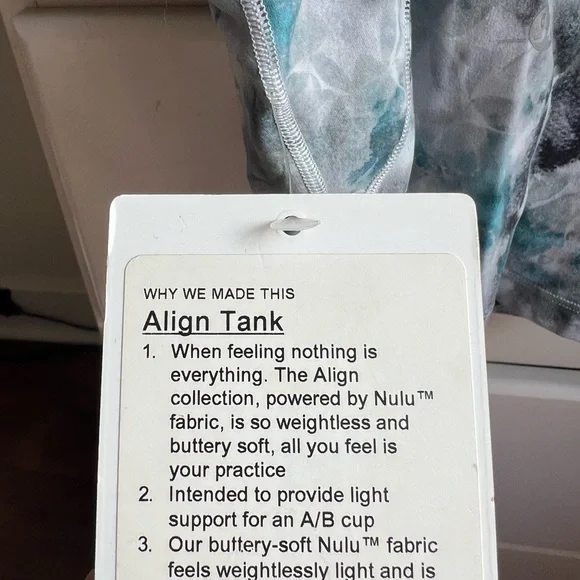 Align Lululemon Tank - Picture 3 of 4